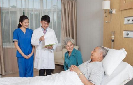 選擇陪護(hù)服務(wù)有哪些好處呢？